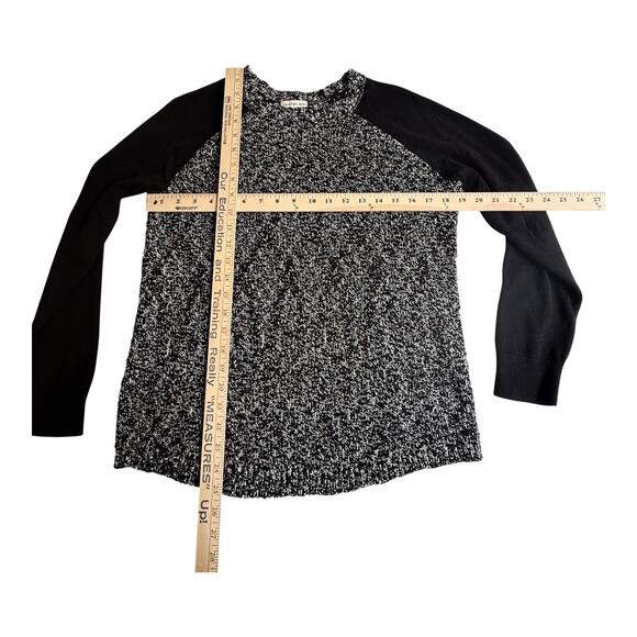 Calvin Klein Jeans KNIT SWEATER Womens MED Black White Colorblock Baseball Style - Picture 5 of 6